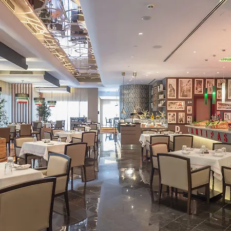 Pearl Rotana Capital Centre-2